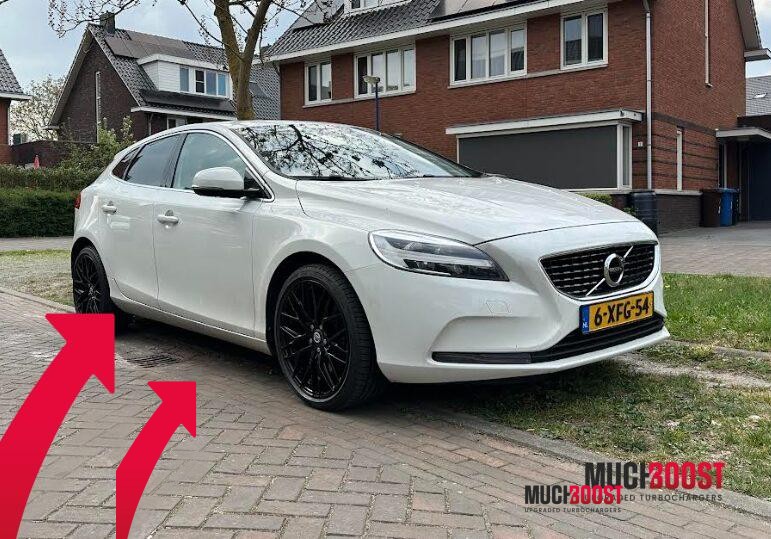 Volvo V40 D4 Hybrid Bi-Turbo Upgrade Delivers 299 HP and 579 Nm